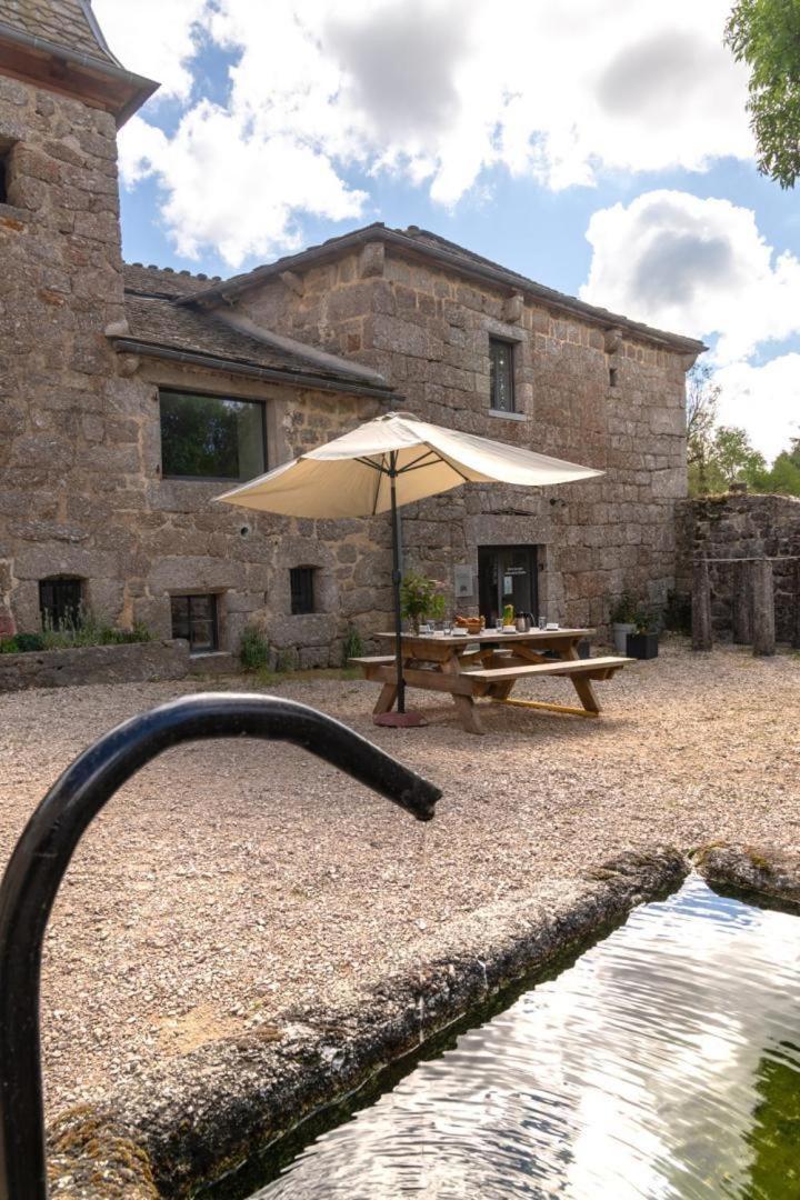 Gite De La Grange - Domaine De Coulagnettes Serverette Eksteriør bilde